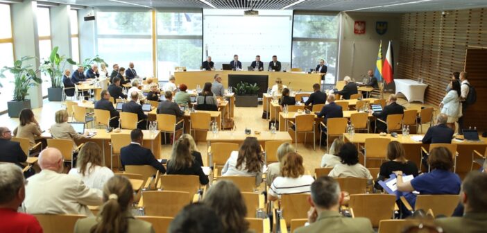 Fundusze europejskie, OZE i rozwój regionu. Podsumowanie XXVII Sesji Sejmiku Województwa Opolskiego