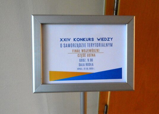 Młodzi liderzy lokalnej demokracji: XXIV Konkurs Wiedzy o Samorządzie Terytorialnym rozstrzygnięty