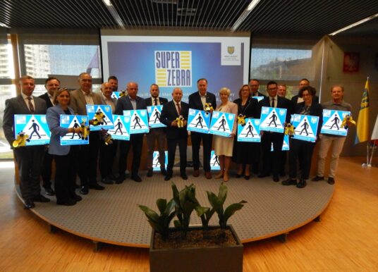 Bezpieczniejsze przejścia w województwie opolskim. Powstaną 43 nowe „Super Zebry”