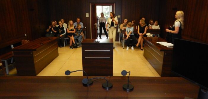 Sąd bez tajemnic. Opolska &bdquo;Noc Otwartych Sąd&oacute;w&rdquo; pokazała, że prawo można oswoić