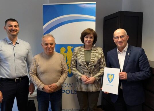 Gwara to pamięć regionu. Rusza 33. edycja konkursu „Ze Śląskiem na Ty”- „Godka naszych starków dalej żyje”. Konkurs „Ze Ślōnskym na Ty” po raz 33.