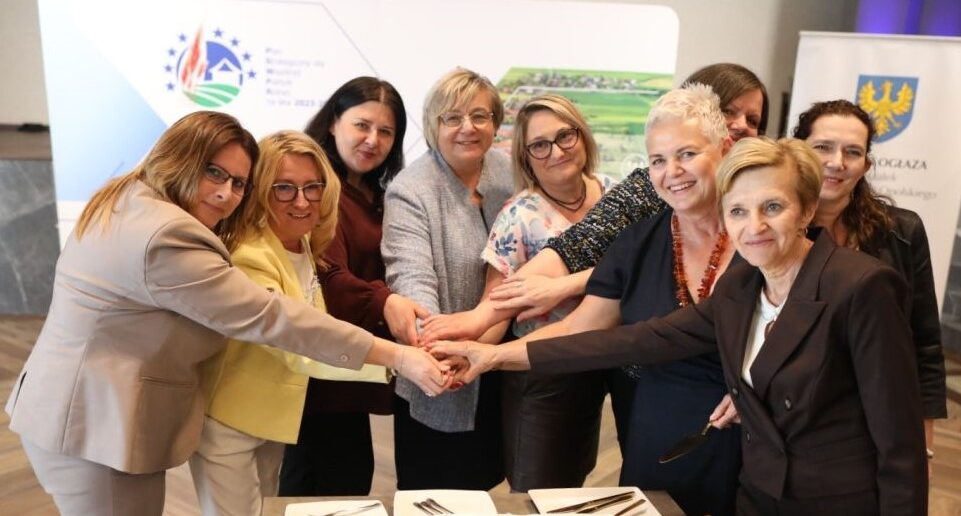 Dwadzieścia lat zmieniania opolskiej wsi. Sukces, kt&oacute;ry wyr&oacute;sł z oddolnej energii