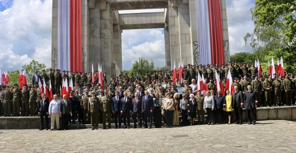 Pamięć i Honor: Dziedzictwo Kadet&oacute;w na G&oacute;rze Świętej Anny