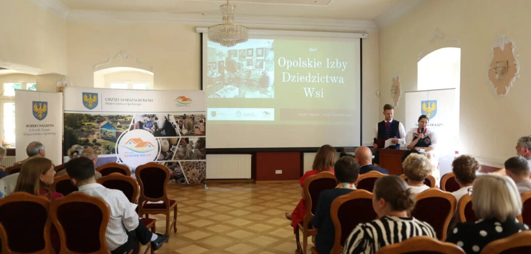 Strażnicy pamięci opolskiej wsi połączyli siły. Powstała Sieć Opolskich Izb Dziedzictwa Wsi Strażnicy pamięci opolskiej wsi połączyli siły. Powstała Sieć Opolskich Izb Dziedzictwa Wsi