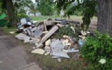 Nawet 200 tysięcy złotych na odbudowę dom&oacute;w. Rusza pomoc dla mieszkańc&oacute;w Balcarzowic po przejściu trąby powietrznej