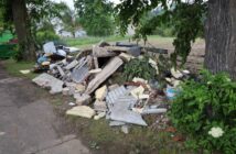 Nawet 200 tysięcy złotych na odbudowę dom&oacute;w. Rusza pomoc dla mieszkańc&oacute;w Balcarzowic po przejściu trąby powietrznej