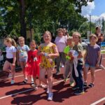 Młodość na bieżni. Czw&oacute;rb&oacute;j, kt&oacute;ry uczy więcej niż niejeden podręcznik