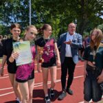 Młodość na bieżni. Czw&oacute;rb&oacute;j, kt&oacute;ry uczy więcej niż niejeden podręcznik
