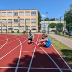 Młodość na bieżni. Czw&oacute;rb&oacute;j, kt&oacute;ry uczy więcej niż niejeden podręcznik