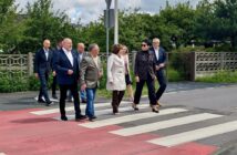 Krasiejów zyskał drogę na miarę XXI wieku. Inwestycja za ponad 5,3 mln zł już służy mieszkańcom Krasiejów zyskał drogę na miarę XXI wieku. Inwestycja za ponad 5,3 mln zł już służy mieszkańcom