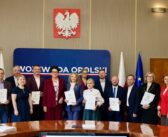 Ponad 9,5 mln zł na lokalne drogi. Kolejne samorządy z dofinansowaniem