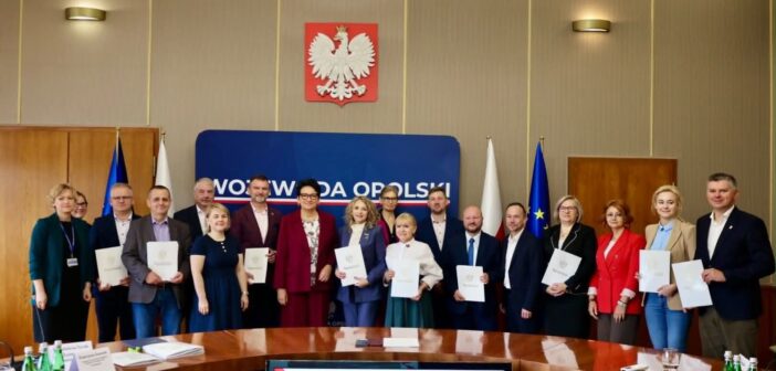 Ponad 9,5 mln zł na lokalne drogi. Kolejne samorządy z dofinansowaniem