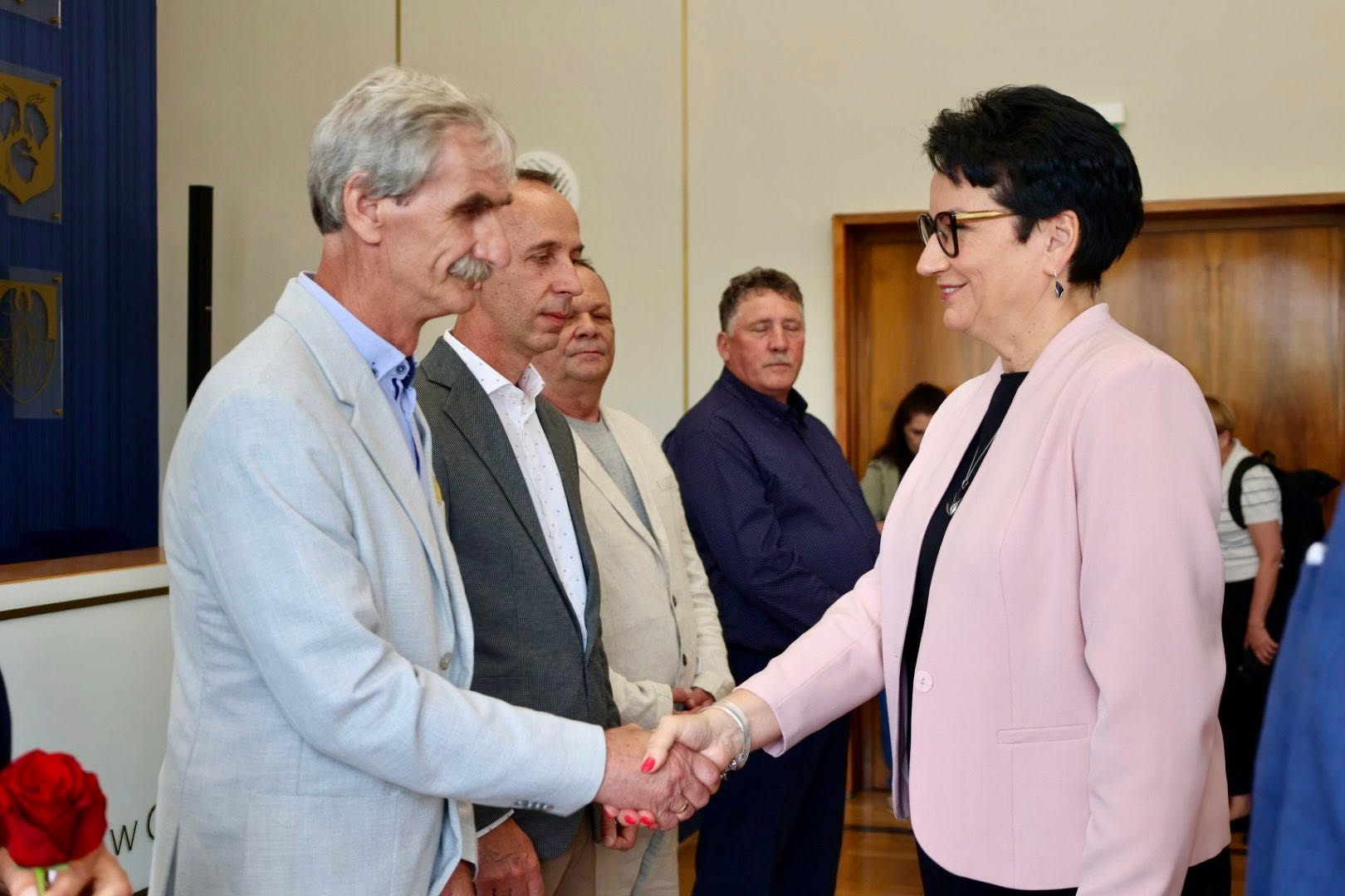 Medale za codzienność. Opolszczyzna podziękowała swoim cichym bohaterom