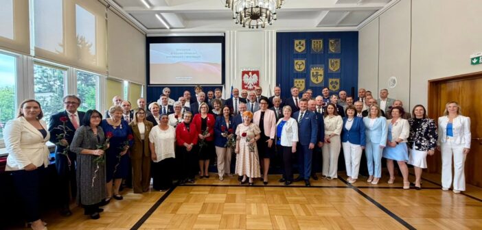 Medale za codzienność. Opolszczyzna podziękowała swoim cichym bohaterom