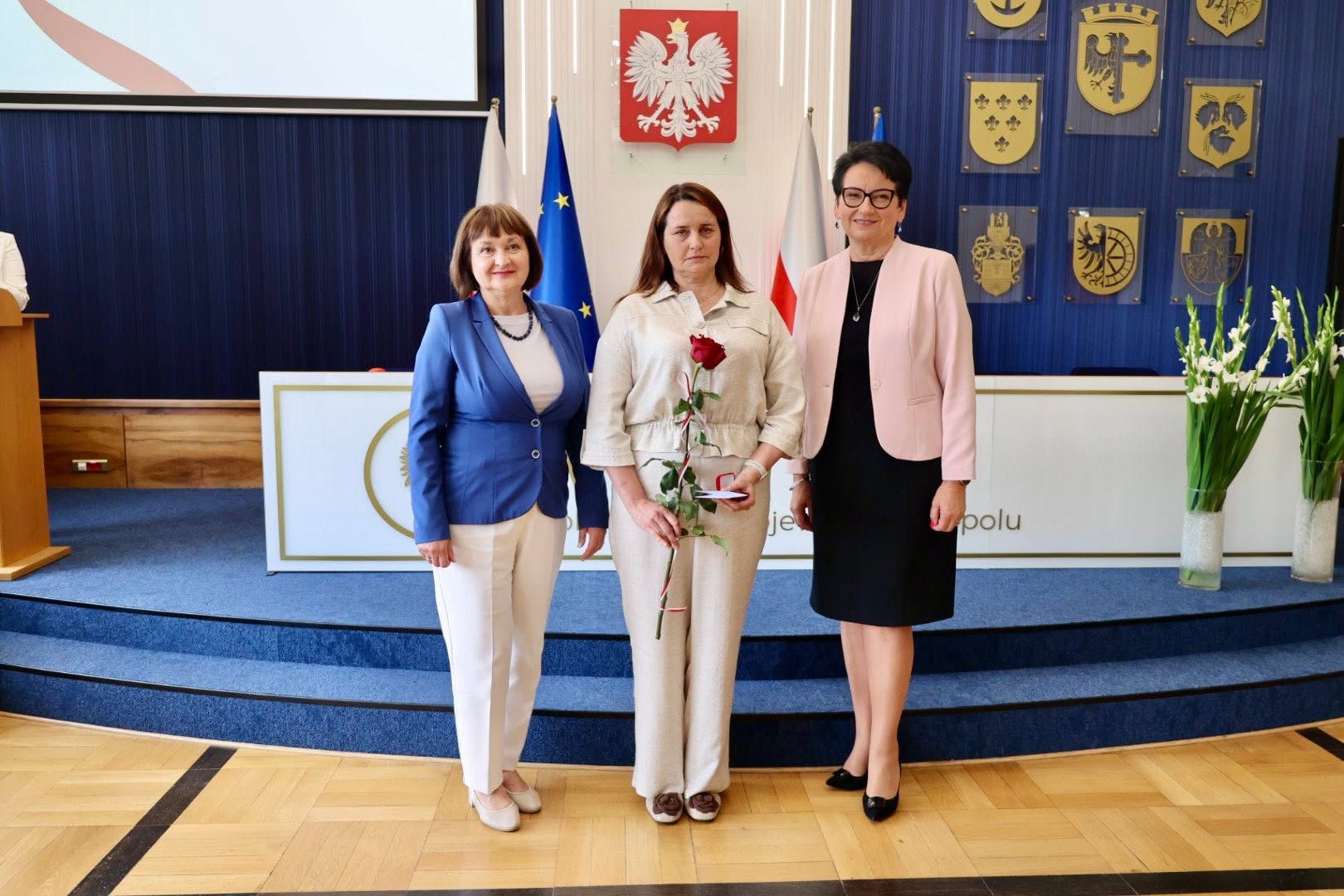 Medale za codzienność. Opolszczyzna podziękowała swoim cichym bohaterom