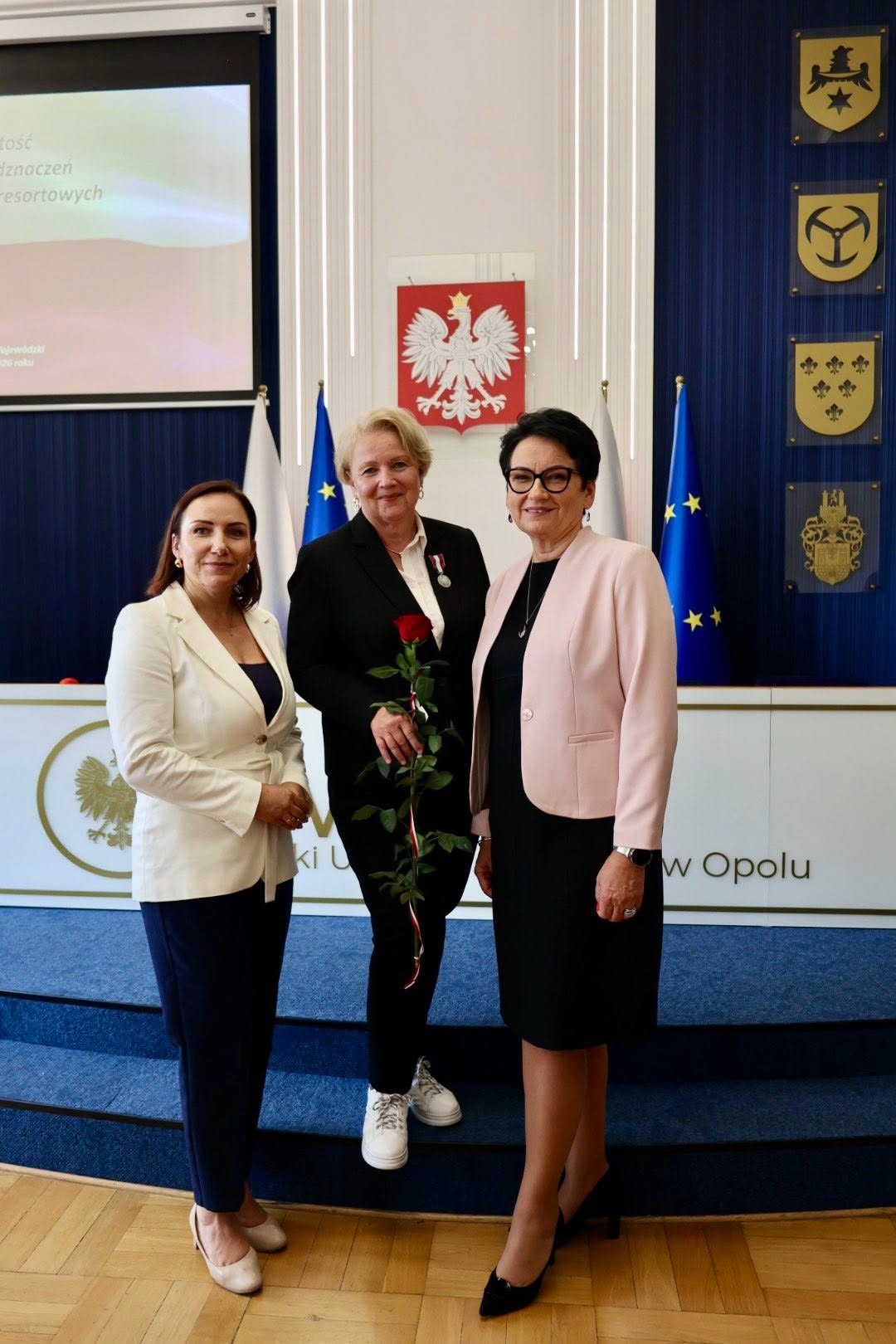 Medale za codzienność. Opolszczyzna podziękowała swoim cichym bohaterom