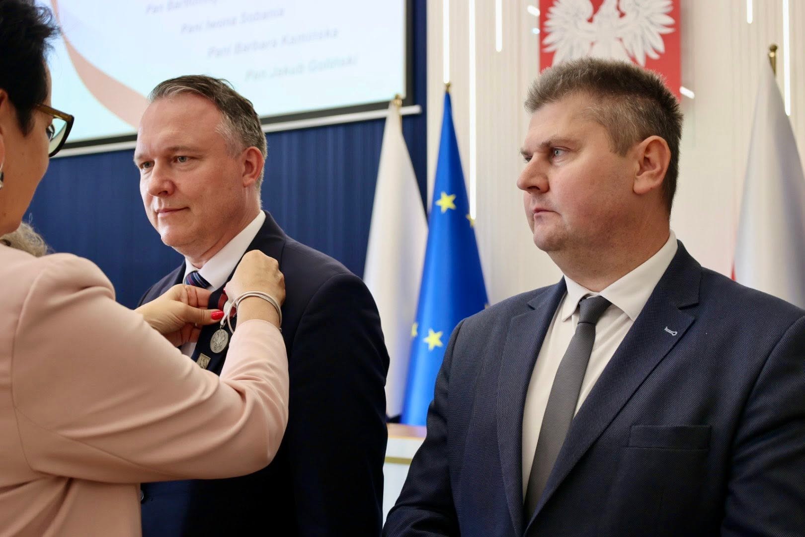 Medale za codzienność. Opolszczyzna podziękowała swoim cichym bohaterom