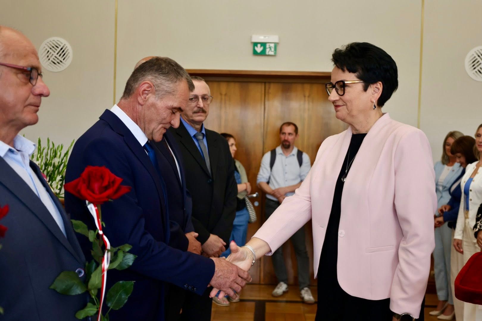 Medale za codzienność. Opolszczyzna podziękowała swoim cichym bohaterom