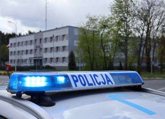 Noc na ławce. Coraz częściej to właśnie seniorzy najbardziej potrzebują naszej uwagi