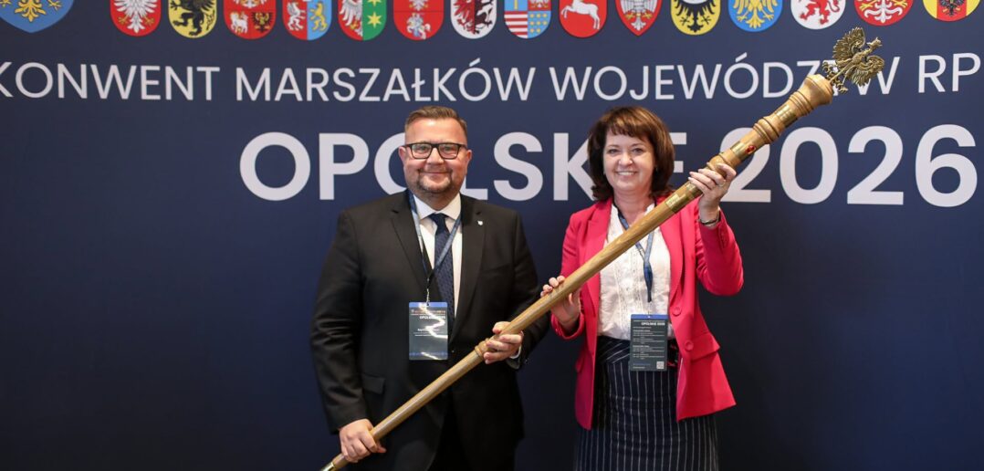 Samorządy m&oacute;wią jednym głosem. Opolskie przekazało pałeczkę Mazowszu
