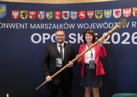 Samorządy mówią jednym głosem. Opolskie przekazało pałeczkę Mazowszu