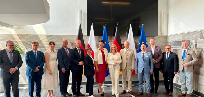 Przyjaźń budowana mimo trudnej historii. Opole zn&oacute;w miejscem polsko-niemieckiego dialogu