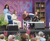 Tłumy czytelnik&oacute;w i gwiazdy literatury. Festiwal Książki rozkręcił się na dobre  &ndash; piątek cz. II &ndash; [ZDJĘCIA]