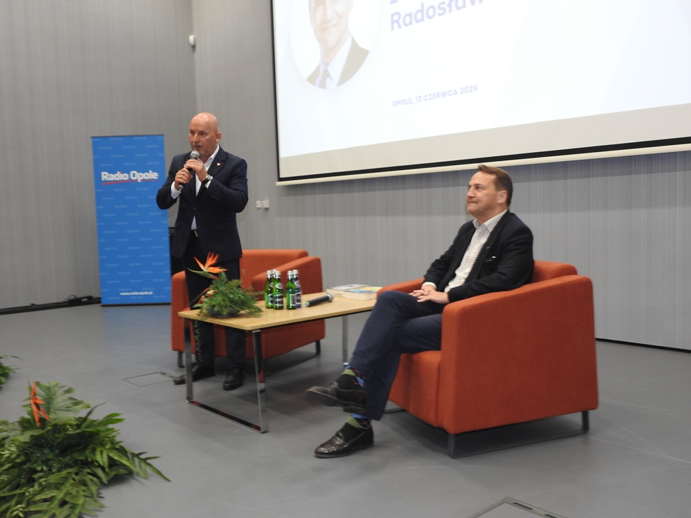 Sikorski w Opolu. Po rozmowach z działaczami KO czas na Festiwal Książki