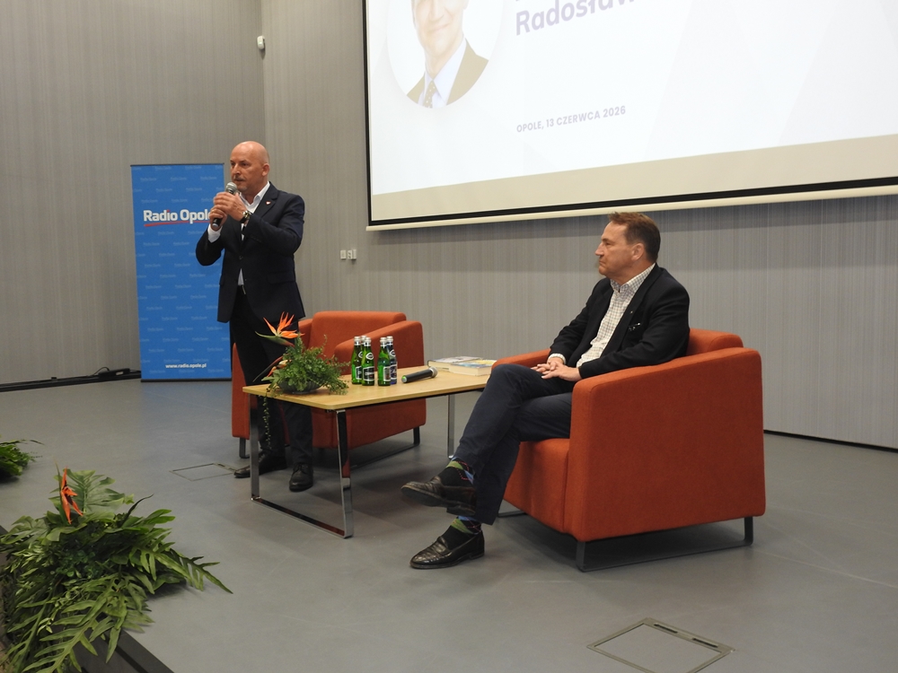 Sikorski w Opolu. Po rozmowach z działaczami KO czas na Festiwal Książki