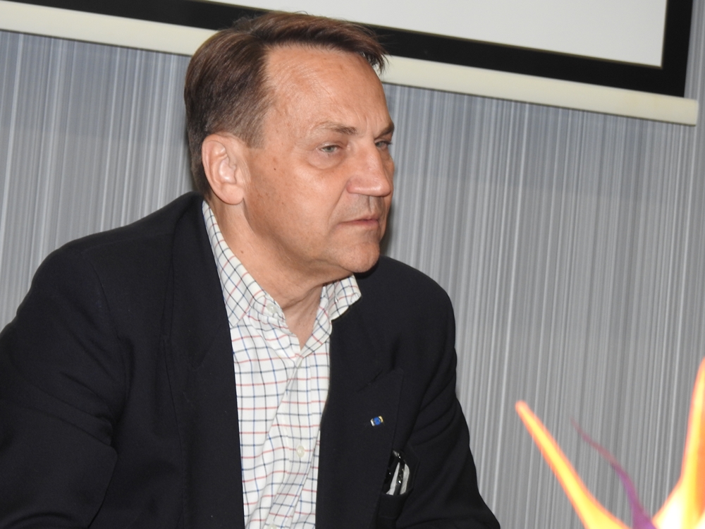 Sikorski w Opolu. Po rozmowach z działaczami KO czas na Festiwal Książki