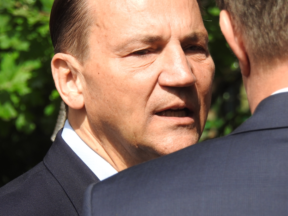 Między książką a polityką. Sikorski i Siemoniak o bezpieczeństwie, kolei i współpracy z Niemcami