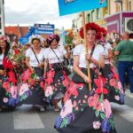 53. Lato Kwiat&oacute;w rozkwitło w Otmuchowie. Przed nami wielki finał święta kwiat&oacute;w i muzyki