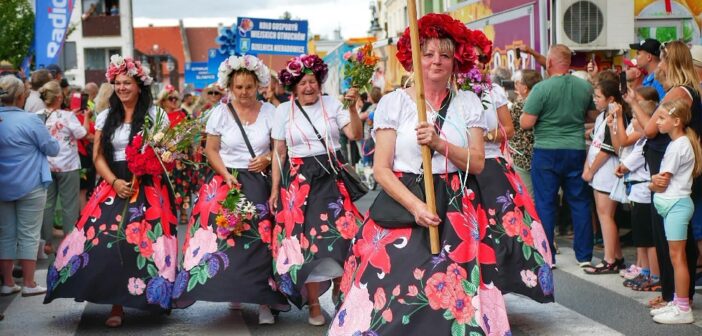 53. Lato Kwiatów rozkwitło w Otmuchowie. Przed nami wielki finał święta kwiatów i muzyki