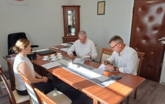 Między Suchym Borem a Lędzinami ruszyły prace. Utrudnienia są ceną za inwestycję, kt&oacute;ra zmieni komunikację w regionie