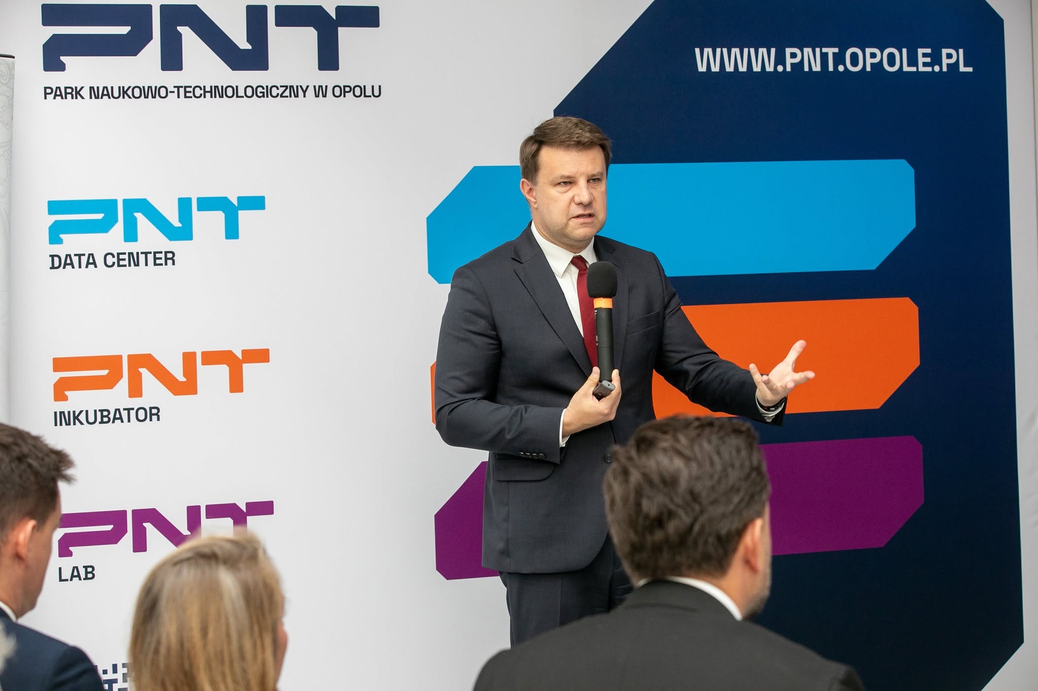 Zamiast własnej serwerowni za miliony. Opolskie firmy dostaną technologię „na wynajem”
