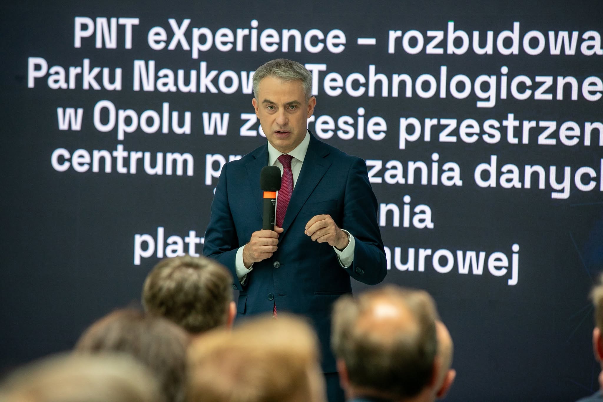 Zamiast własnej serwerowni za miliony. Opolskie firmy dostaną technologię „na wynajem”
