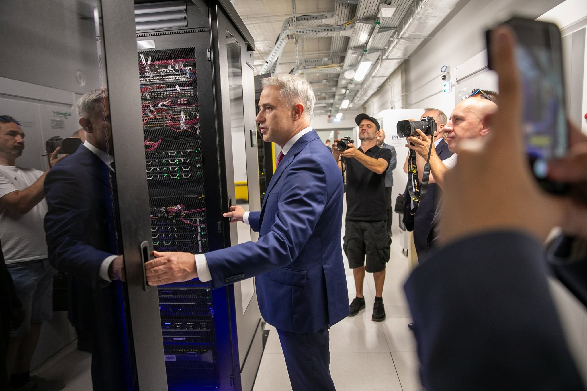 Zamiast własnej serwerowni za miliony. Opolskie firmy dostaną technologię „na wynajem”