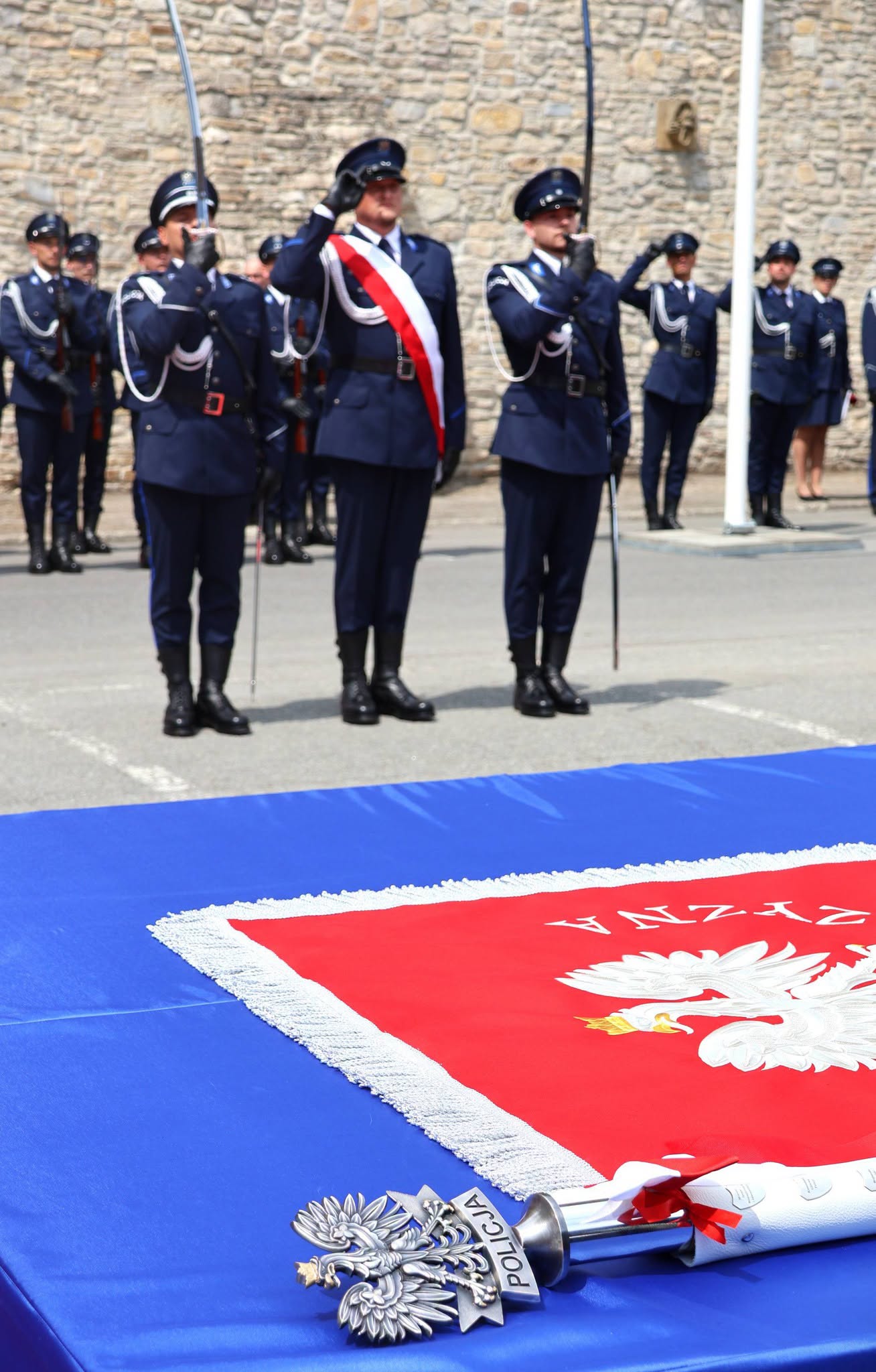 Święto munduru, ale przede wszystkim ludzi. Opolska Policja świętowała w Krapkowicach