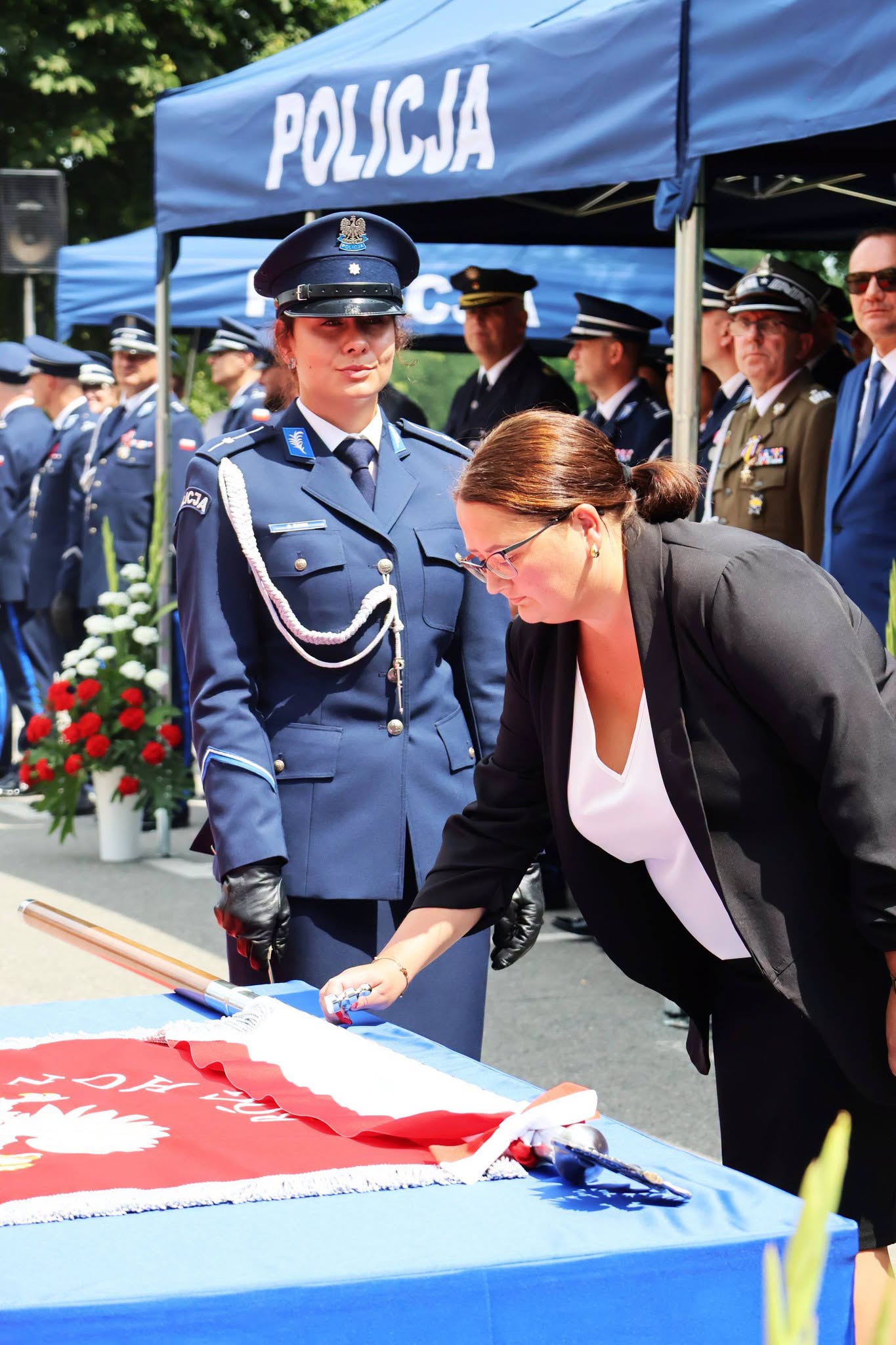 Święto munduru, ale przede wszystkim ludzi. Opolska Policja świętowała w Krapkowicach