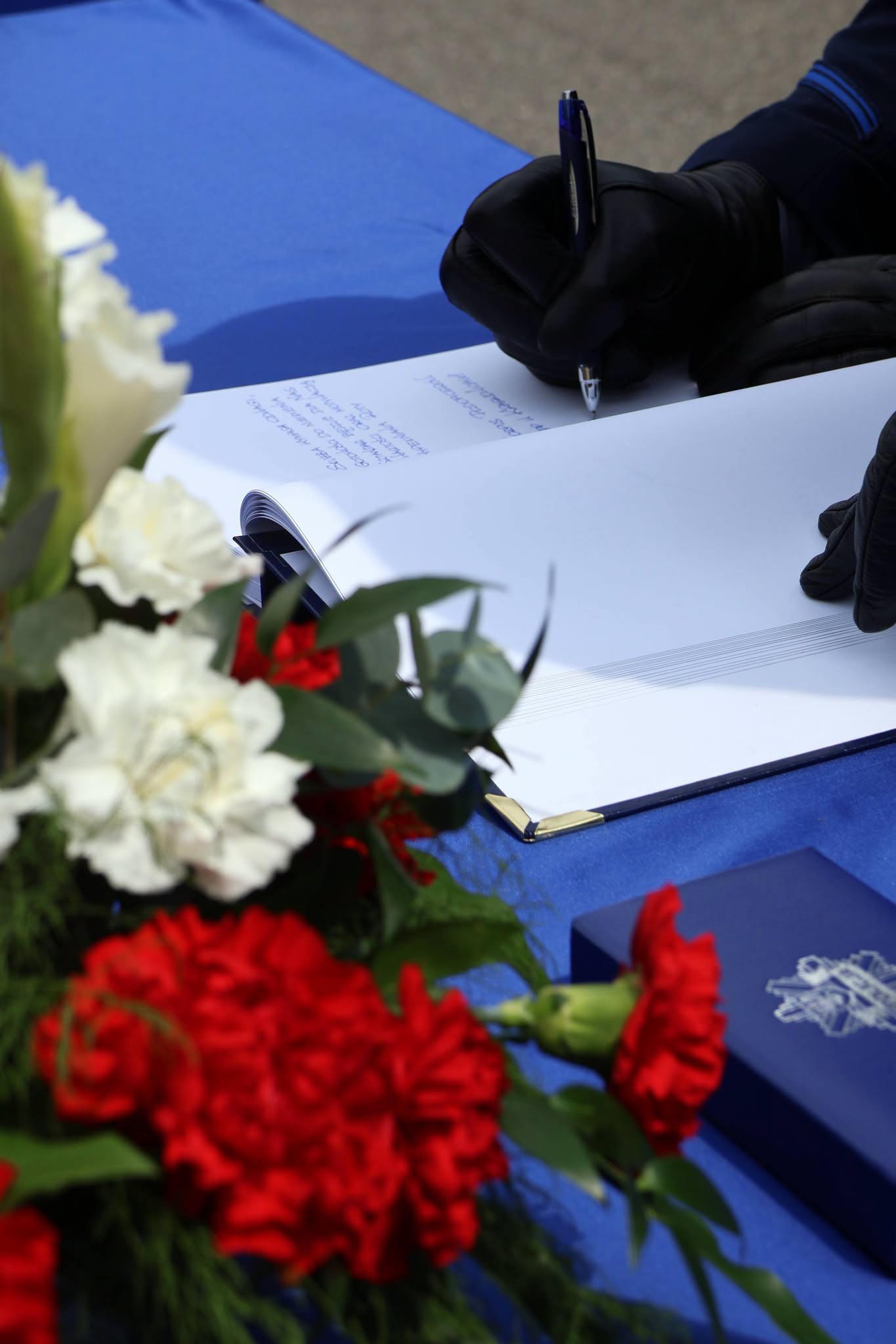 Święto munduru, ale przede wszystkim ludzi. Opolska Policja świętowała w Krapkowicach