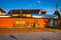 W Pokoju powstały murale przypominające o dawnej rezydencji Wirtembergów W Pokoju powstały murale przypominające o dawnej rezydencji Wirtembergów