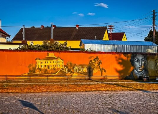 W Pokoju powstały murale przypominające o dawnej rezydencji Wirtembergów