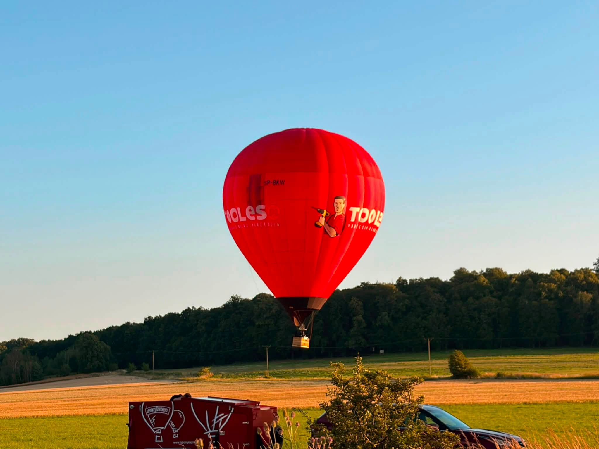 Kolorowe niebo znów nad Paczkowem. Balony wracają do rywalizacji po wietrznym falstarcie