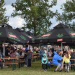 Kolorowe niebo zn&oacute;w nad Paczkowem. Balony wracają do rywalizacji po wietrznym falstarcie