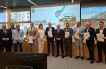 Blisko 2,8 mln zł na drogi do pól. Skorzysta dziewięć gmin i dwa powiaty Blisko 2,8 mln zł na drogi do pól. Skorzysta dziewięć gmin i dwa powiaty
