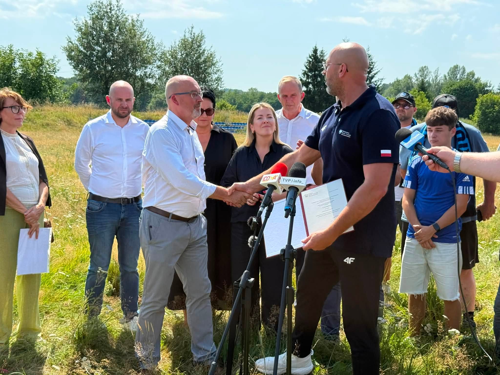 14 milionów złotych na sport po powodzi. Trzy boiska i korty tenisowe w Głuchołazach zostaną odbudowane