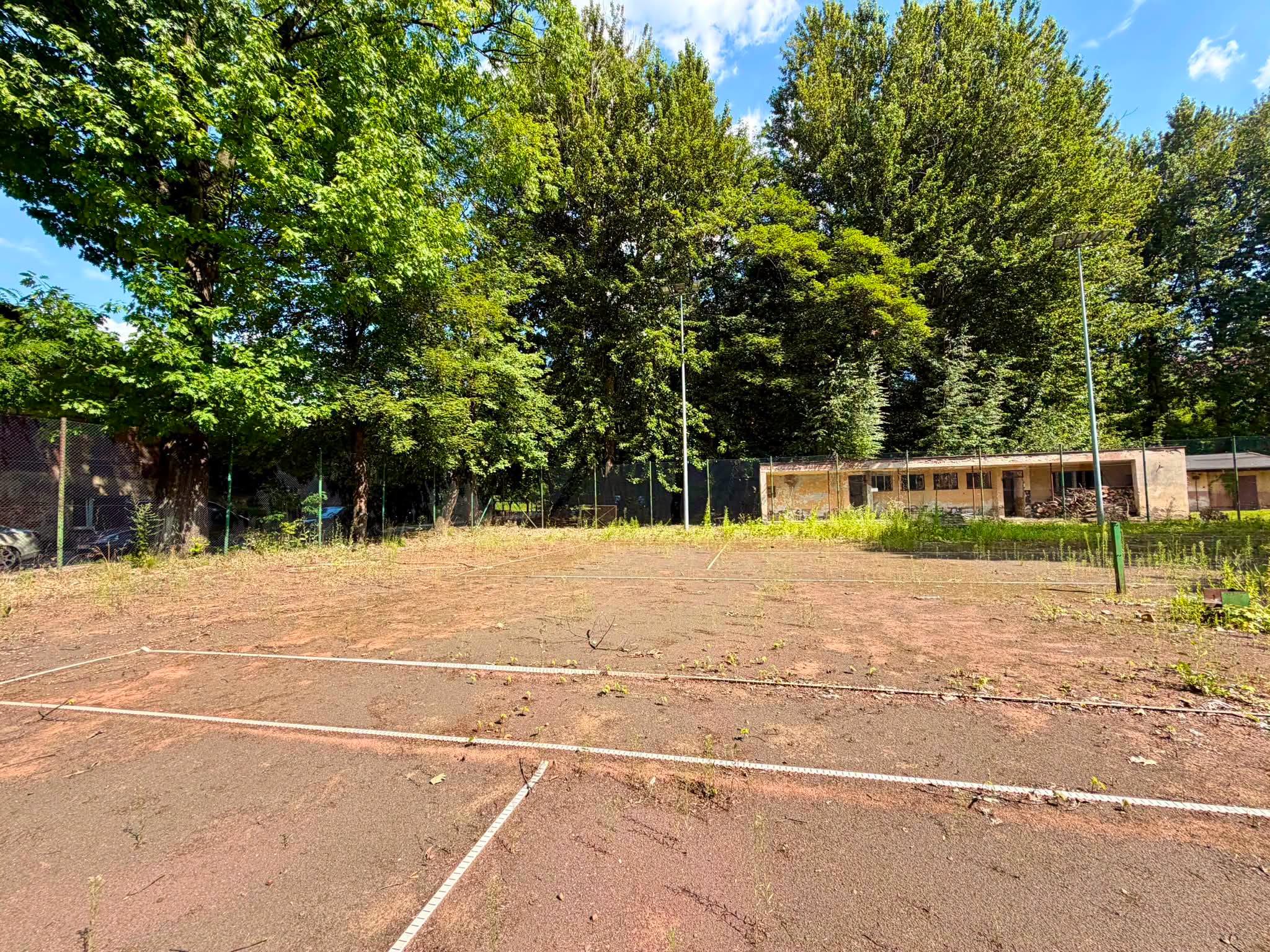 14 milionów złotych na sport po powodzi. Trzy boiska i korty tenisowe w Głuchołazach zostaną odbudowane