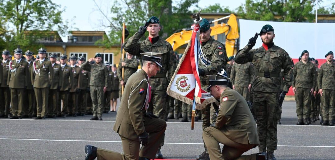 82 lata saperskich tradycji w Brzegu. Garnizon zmienia dowódcę, ale pozostaje jednym z filarów Wojska Polskiego 82 lata saperskich tradycji w Brzegu. Garnizon zmienia dowódcę, ale pozostaje jednym z filarów Wojska Polskiego