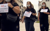 Cichy protest pod czarnymi maseczkami. Pracownicy szpitali mówią: najpierw rozmowa, potem decyzje Cichy protest pod czarnymi maseczkami. Pracownicy szpitali mówią: najpierw rozmowa, potem decyzje