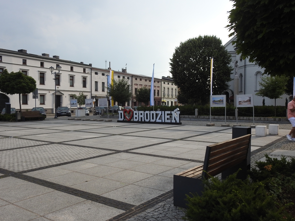 Dobrodzień biegał, śpiewał i świętował. Lombard porwał tłumy, a finał jeszcze przed mieszkańcami